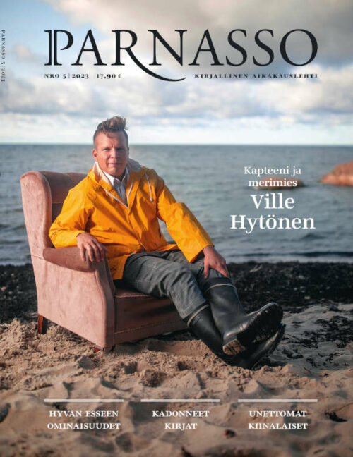 Suomen tunnetuin kirjallisuuslehti on Parnasso. Tämän numeron kannessa on kapteeni ja merimies Ville Hytönen.